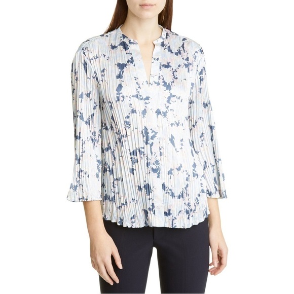 VINCE Pleated Tide Pool Lotus Print Button Down Blouse - Picture 1 of 10